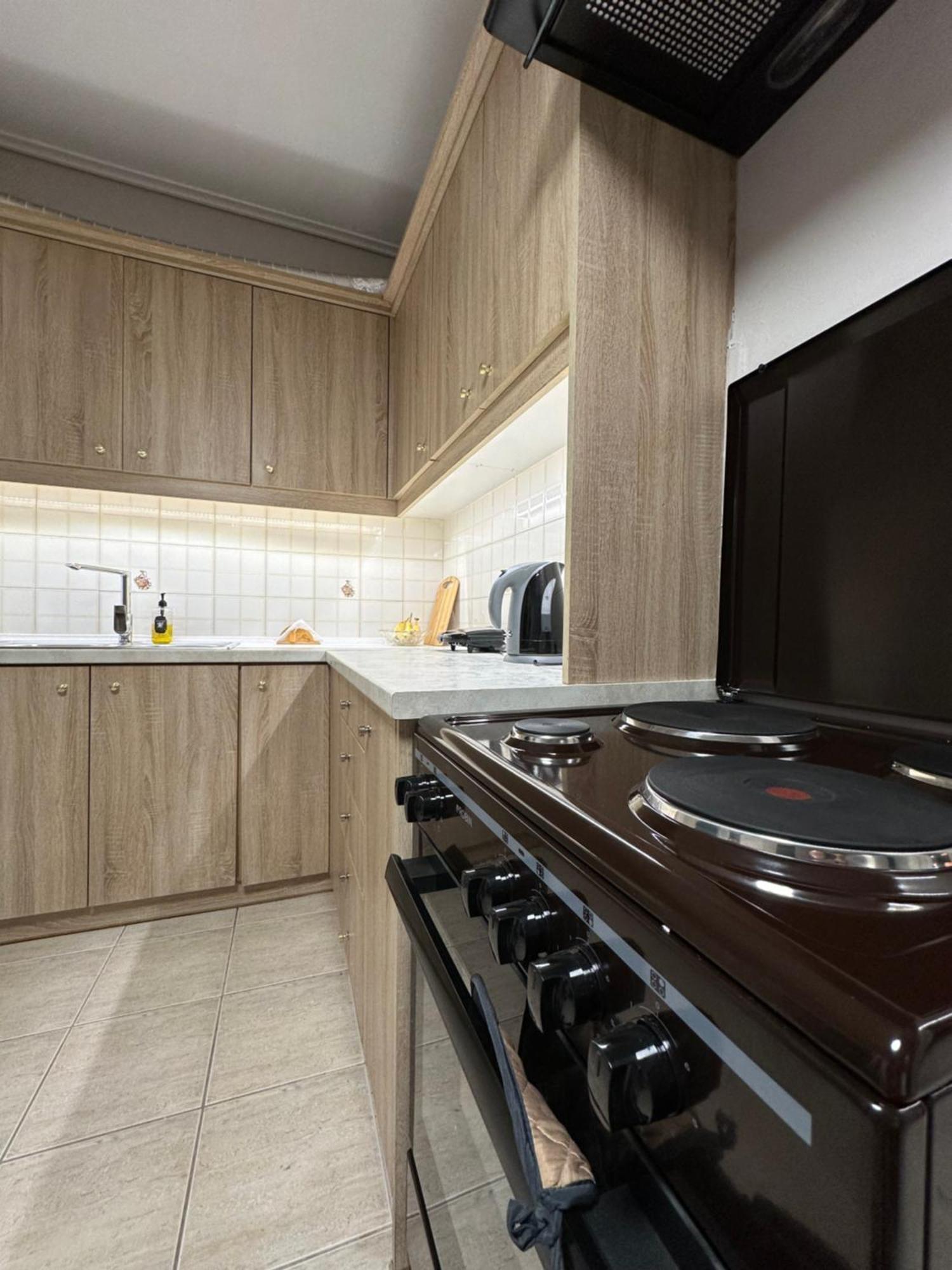 Lux Apartment Next To The Sea Пирея Екстериор снимка